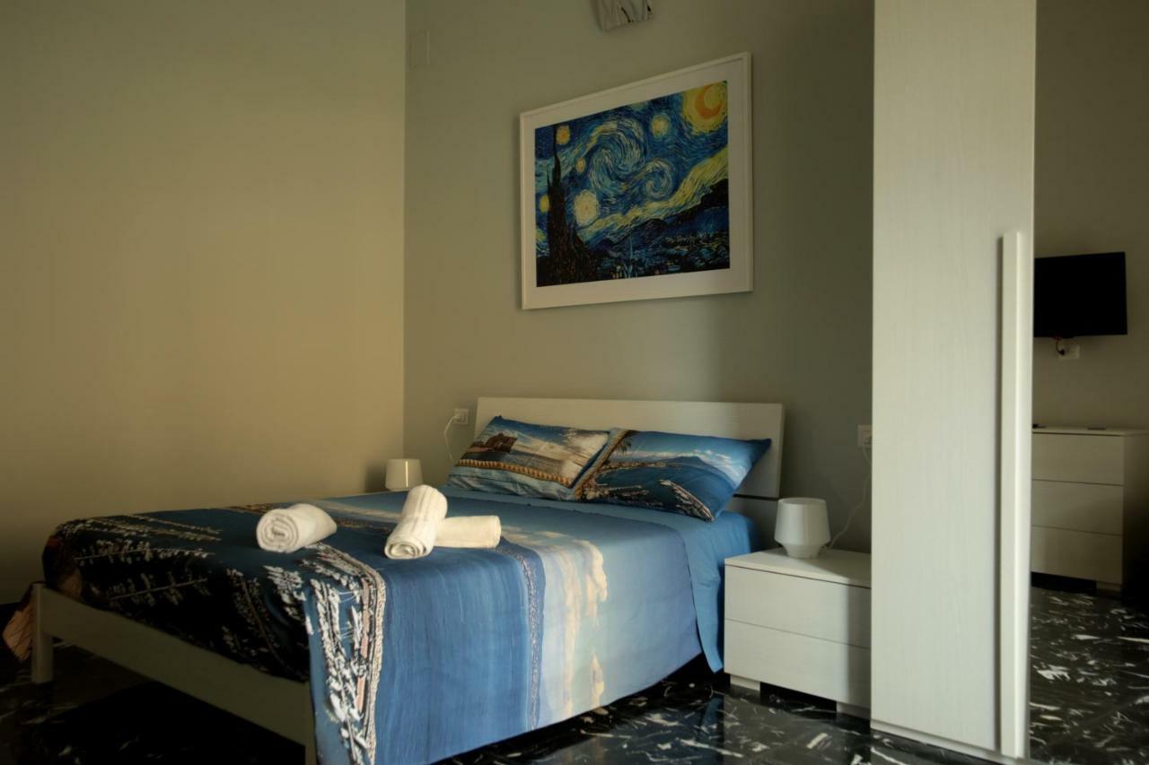 Casa Fiorito Apartment เนเปิลส์ ภายนอก รูปภาพ