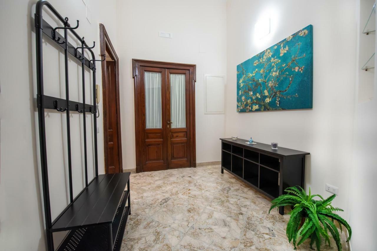 Casa Fiorito Apartment เนเปิลส์ ภายนอก รูปภาพ