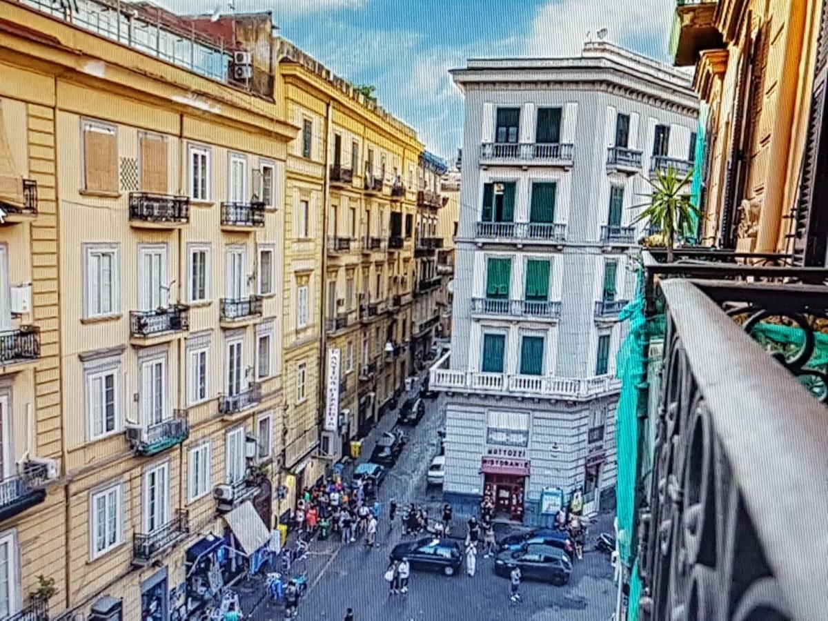 Casa Fiorito Apartment เนเปิลส์ ภายนอก รูปภาพ